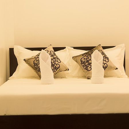 Bed and Breakfast Abeth'S Haven Puerto Princesa Exterior foto