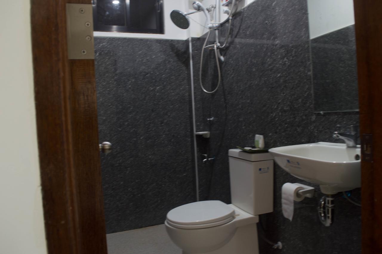 Bed and Breakfast Abeth'S Haven Puerto Princesa Exterior foto