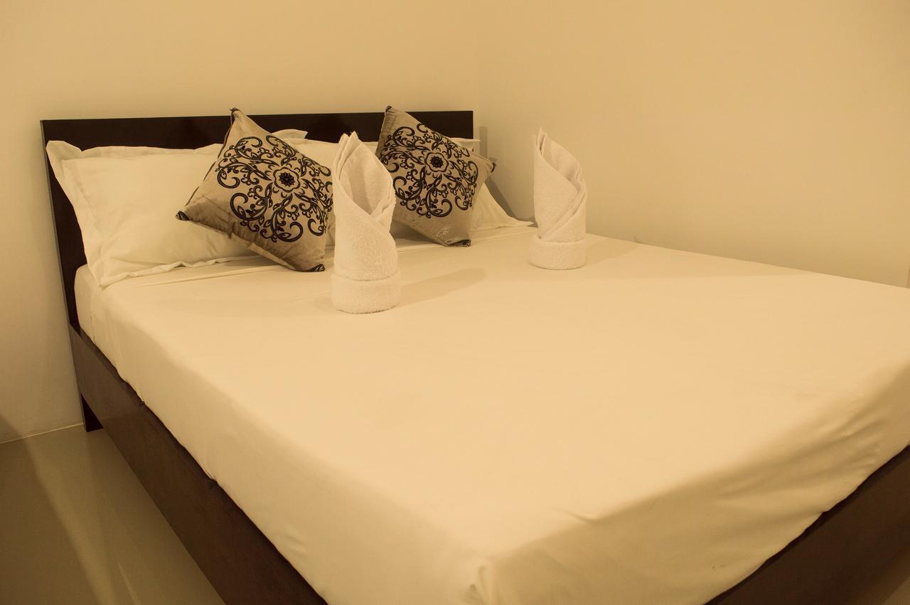 Bed and Breakfast Abeth'S Haven Puerto Princesa Exterior foto